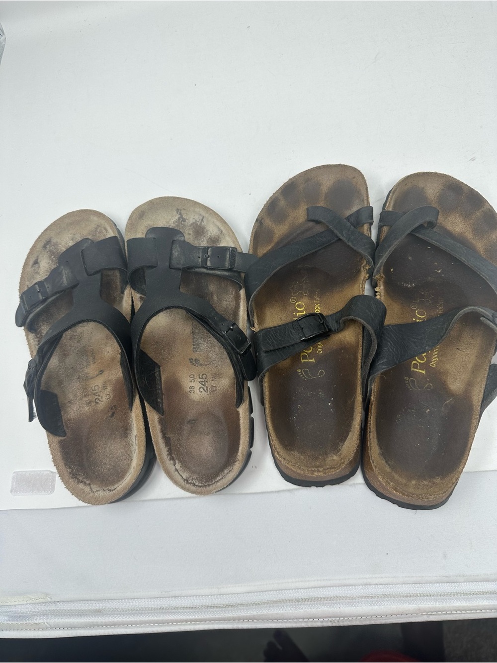 2 Pairs Birkenstock Women’s Leather Thong Sandals Buckle Black & Brown 38